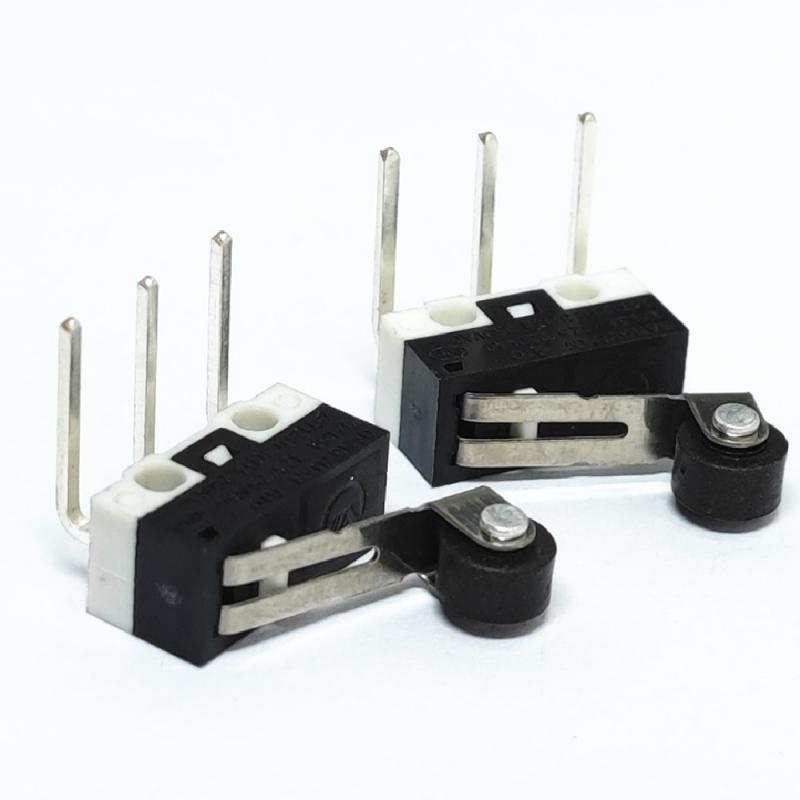 Small right angle micro switch